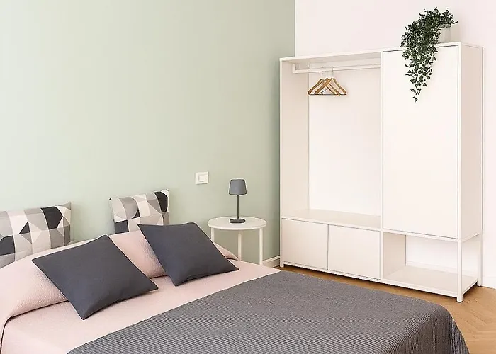 Homeparini - Center * Trieste